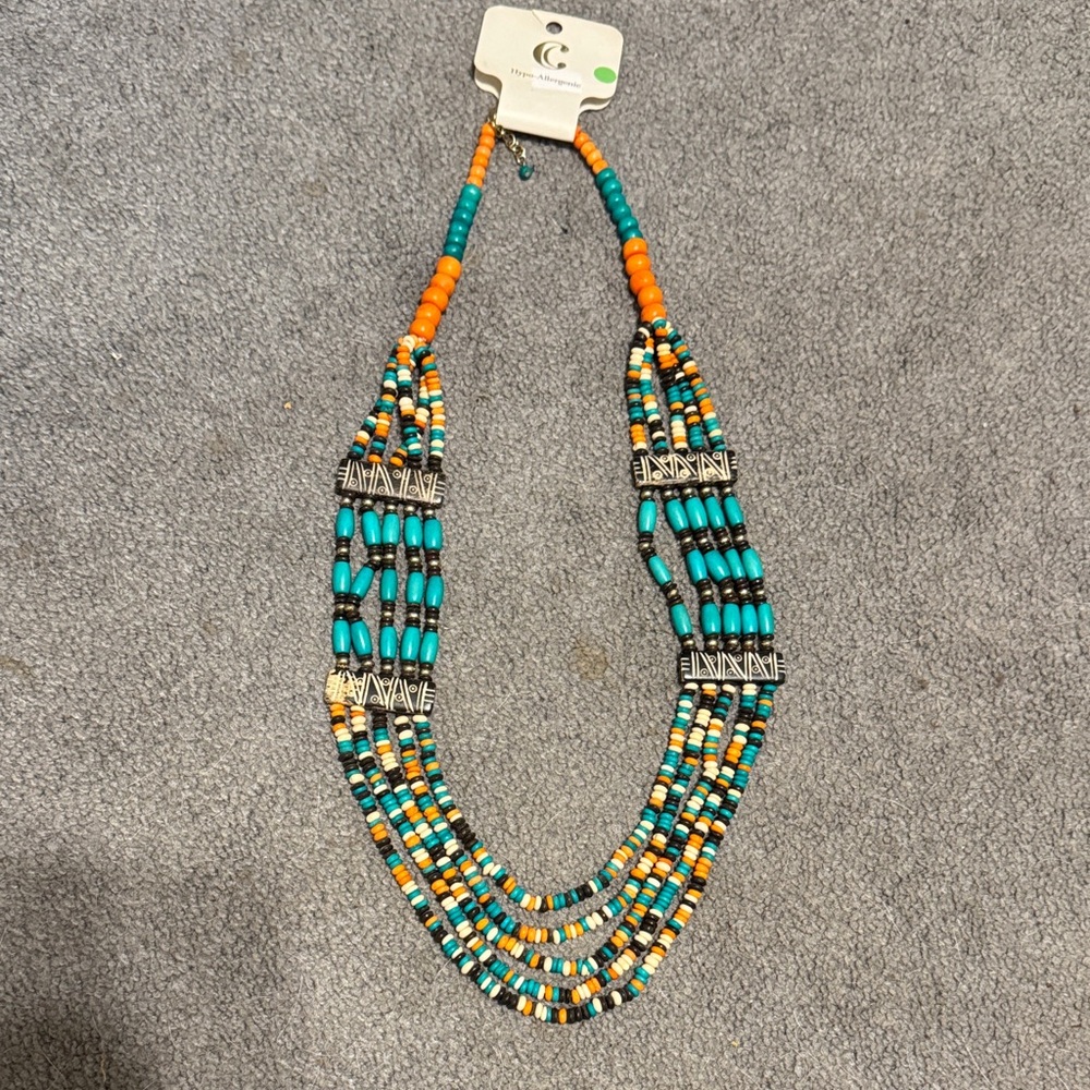 NWT Colorful Beaded Necklace